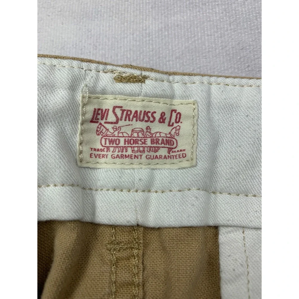 Levis‎ 541 Athletic Fit Shorts Mens 30 Khaki Tan Chino Stretch 52438-0006